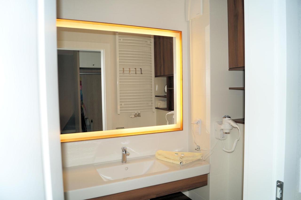 Apartament Bella D126 เมียนซิดดรอแย ภายนอก รูปภาพ